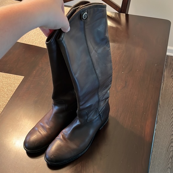 Frye Melissa button 2 boots size 8 lightly worn. Great condition. - Picture 5 of 5